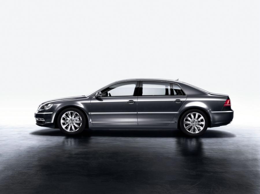 Volkswagen Phaeton 2010 года  (фото 26 из 49)